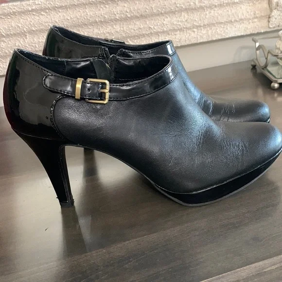 Bandolino booties black hot sale
